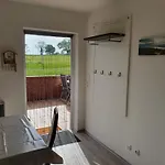 Kranichhof Apartment *