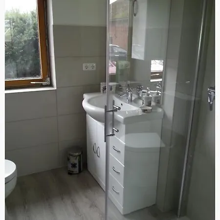 Kranichhof Apartament *