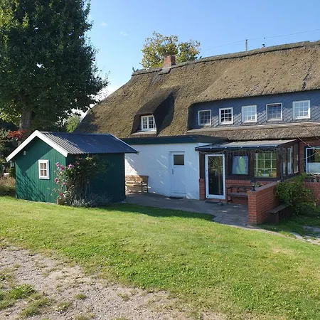 Apartament Kranichhof *